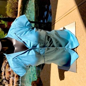 Antonio Melani extra small blouse. Turquoise color great fit.